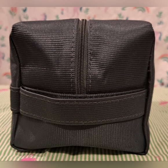 Bulgari Parfum Grey Unisex Toiletry Travel Shave Cosmetic Makeup Beauty Bag - Picture 5 of 6